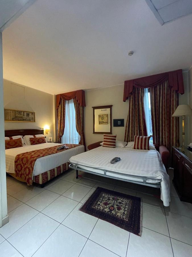 טורינו Hotel Villa Savoia מראה חיצוני תמונה