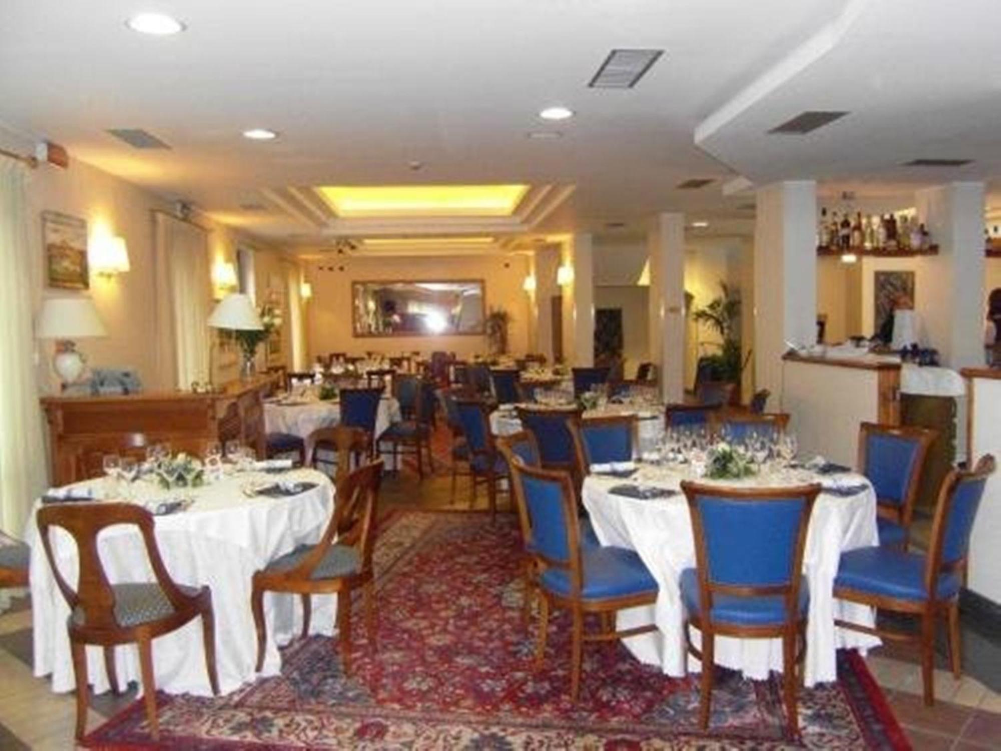 טורינו Hotel Villa Savoia מראה חיצוני תמונה