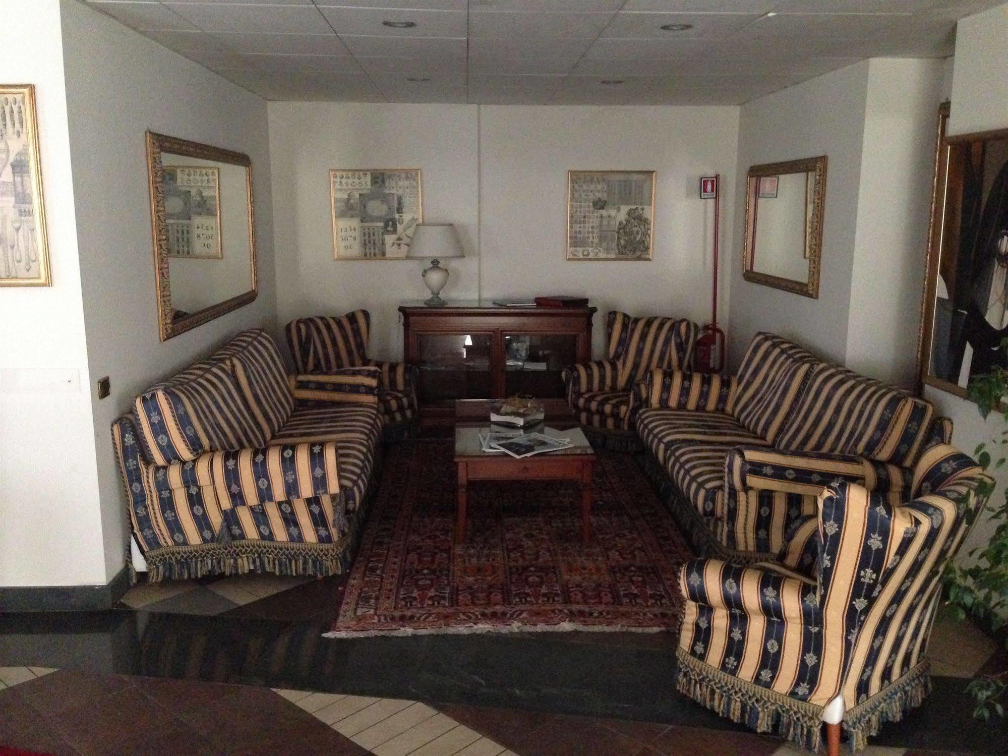 טורינו Hotel Villa Savoia מראה חיצוני תמונה